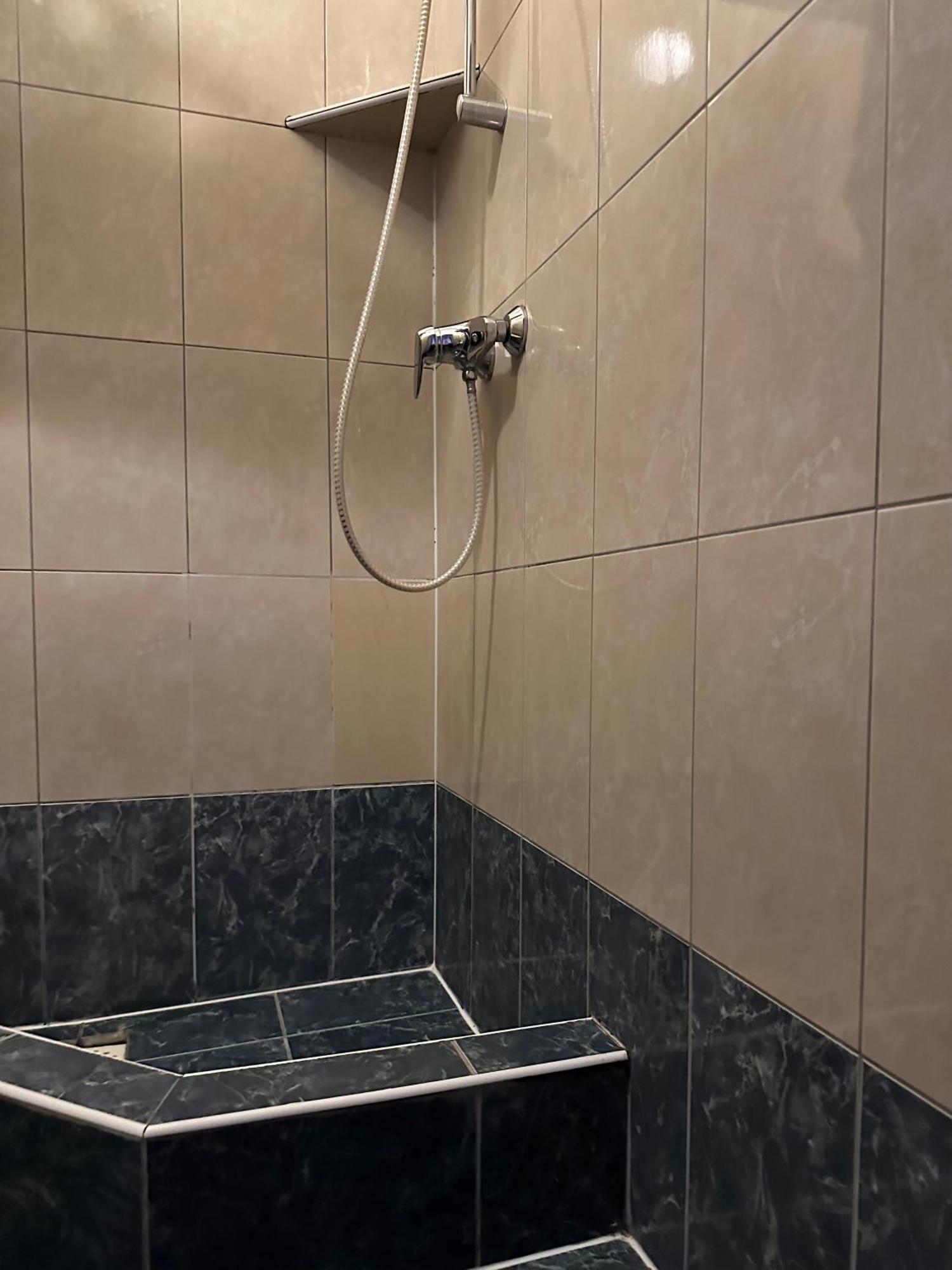 Hotel Haga تشينستوخوفا المظهر الخارجي الصورة