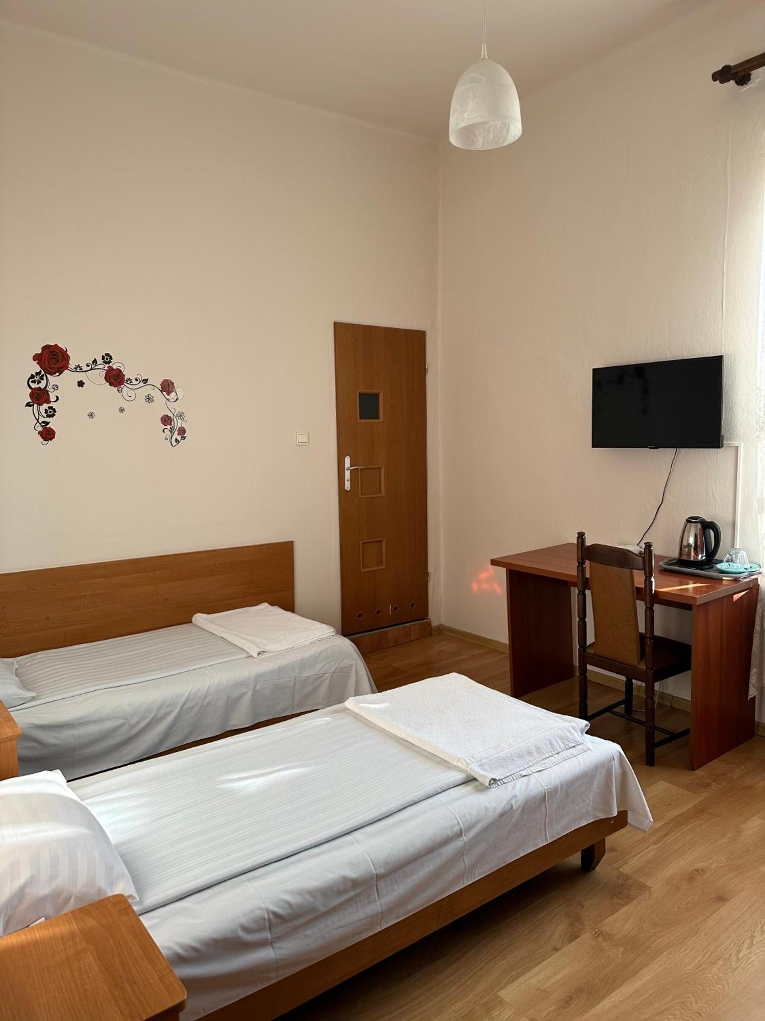 Hotel Haga تشينستوخوفا المظهر الخارجي الصورة